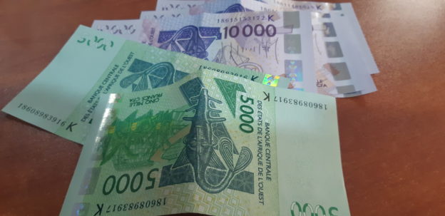 Le Sénégal est-il plus endetté que le Burkina Faso et la Côte d’Ivoire ?